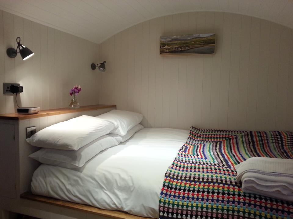 The Farm Hut Villa Barmouth Exterior photo