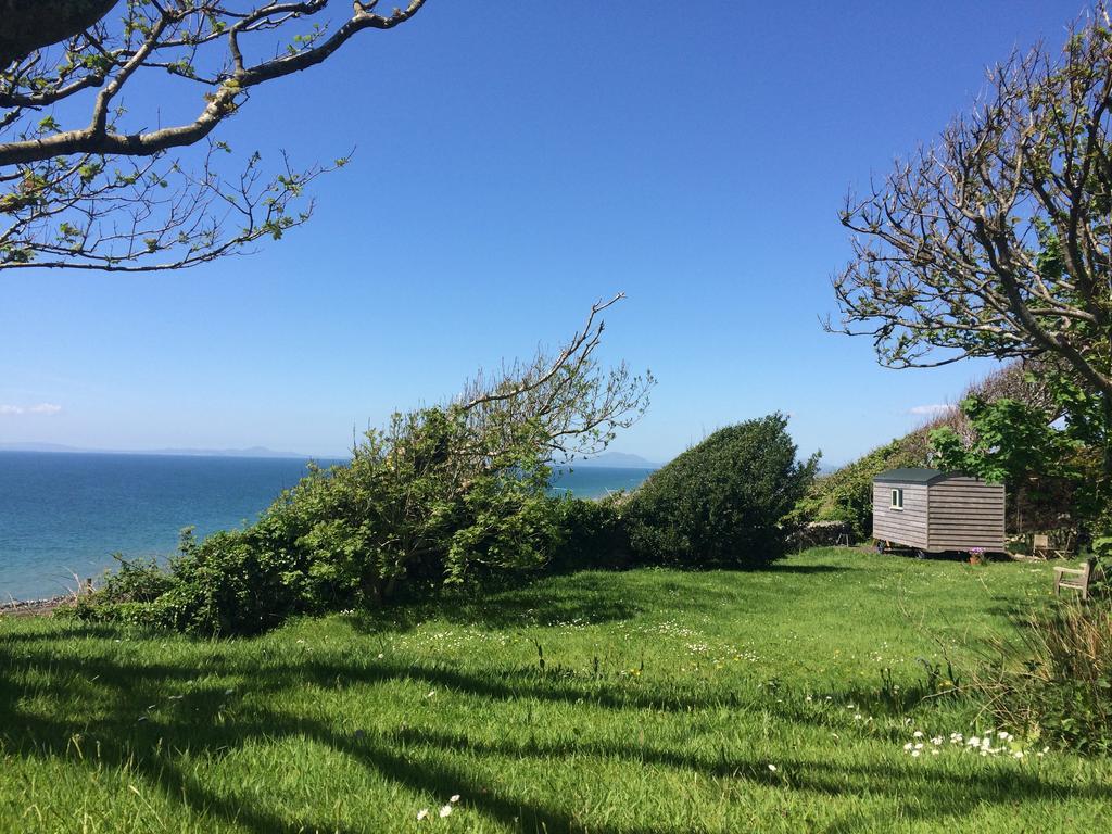 The Farm Hut Villa Barmouth Exterior photo